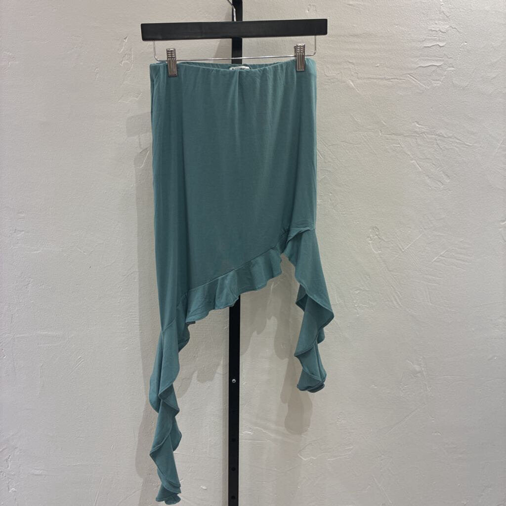 Reformation mini skirt w/ draped ruffles size small
