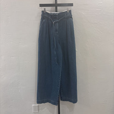 G. widleg jeans- size 0