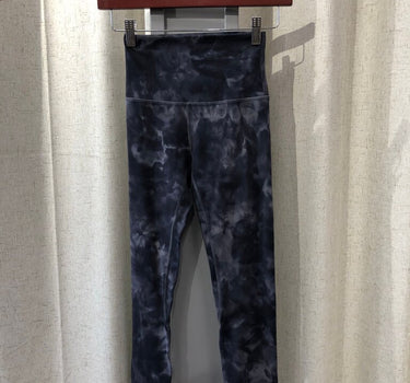 Lululemon High-Rise Leggings in Dark Tie-Dye Size 2