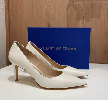 Stuart Weitzman White Pointed Toe Heels Size 8.5