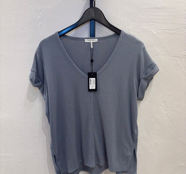 Rag & bone Women's Ribbed V-Neck Tee- Medium