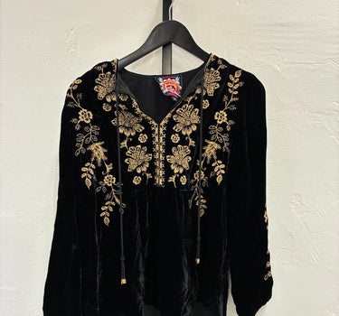 Johnny Was Black Velvet Embroidered Top sz S