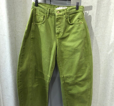 We The Free Barrel Leg Green Pant size 25