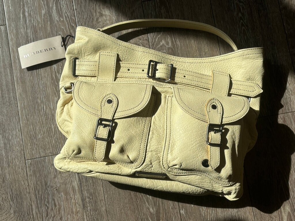 Burberry Camomile Crompton Leather Handbag