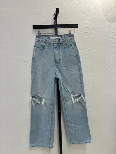 Rùadh Light Wash Distressed Jeans Size 24