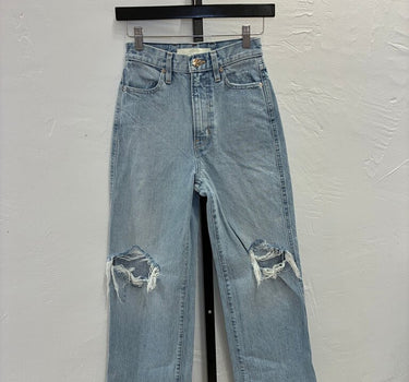 Rùadh Light Wash Distressed Jeans Size 24