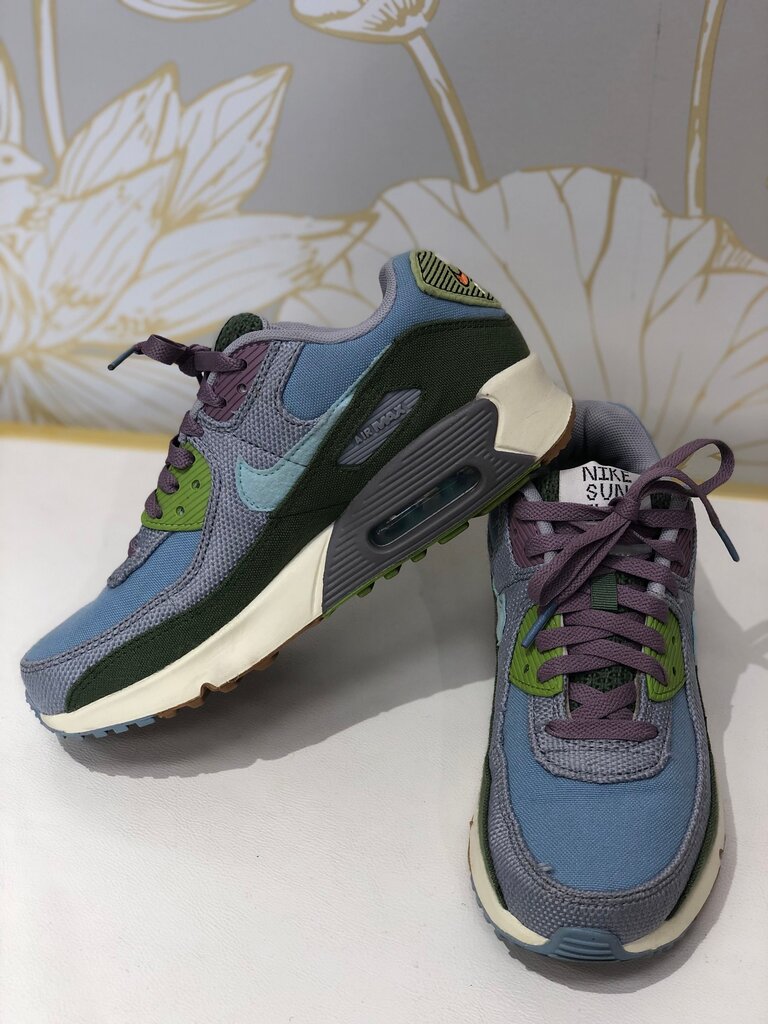 Nike Air Max Sunrise Sneakers size 7
