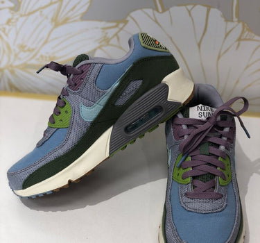 Nike Air Max Sunrise Sneakers size 7