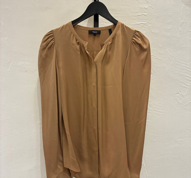 Theory NWT Sienna Modern Ruched Beige Blouse sz M