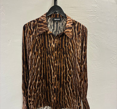 Seroya Leopard Print Silk Button Down Size M