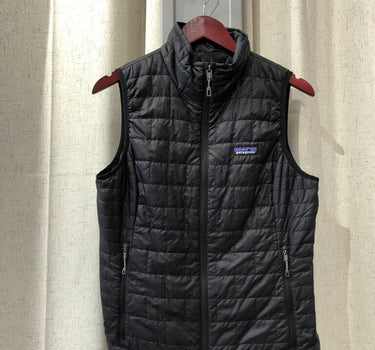 Patagonia Women's Black Insulated Vest S