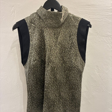 Textured Sleeveless Top with Knot Detail