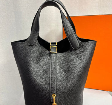 Hermes Taurillon Clemence Picotin Lock 18 PM Black