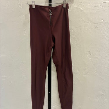 Alo High-Waisted Leggings with Front Zipper