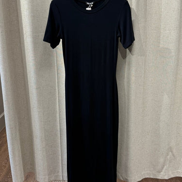 SER.O.YA Short Sleeve Black Dress