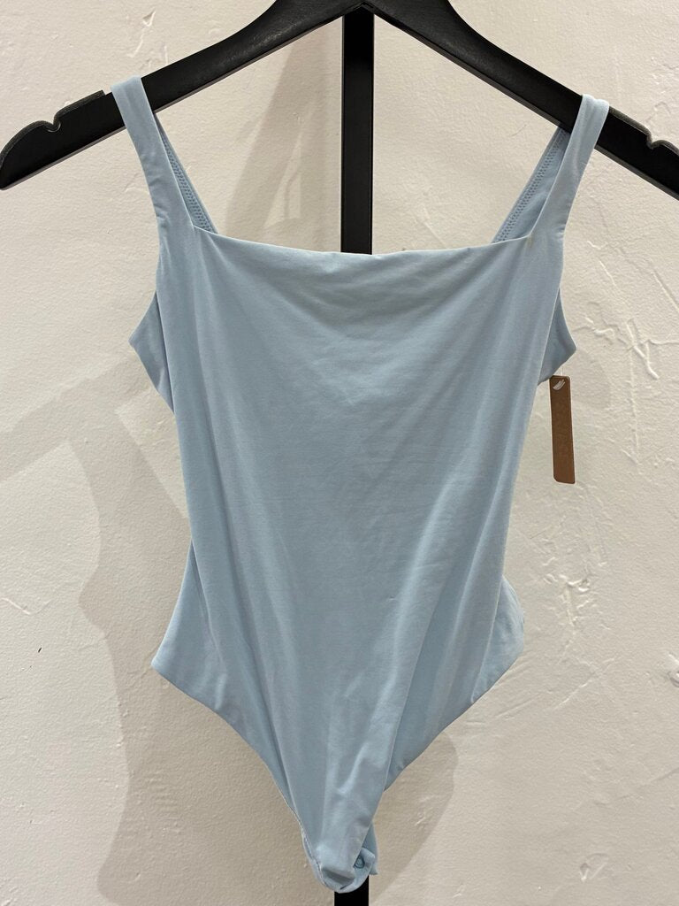 Skims NWT Fits Everybody Square Neck Bodysuit
