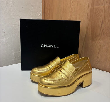 Chanel Gold Platform Interlocking CC Logo Loafers Size 37