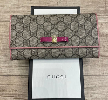 Gucci Monogram Wallet with Pink Bow