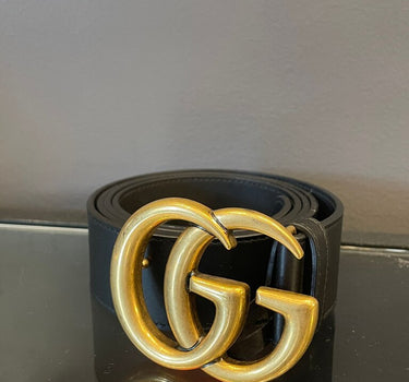 Gucci Black Leather Belt with Gold GG Buckle