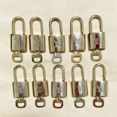 Louis Vuitton Cadenas Bag Charm Gold-plated