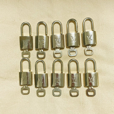 Louis Vuitton Cadenas Bag Charm Gold-plated