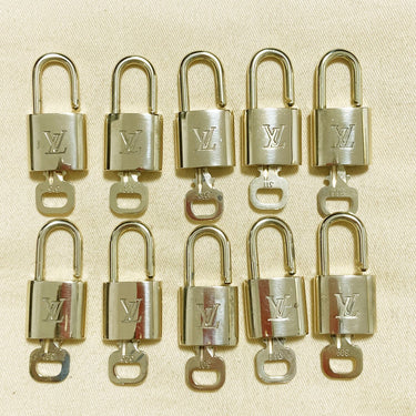 Louis Vuitton Cadenas Bag Charm Gold-plated