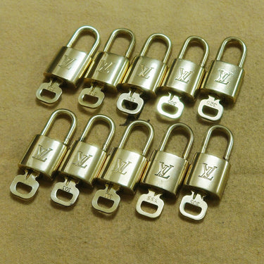 Louis Vuitton Cadenas Bag Charm Gold-plated