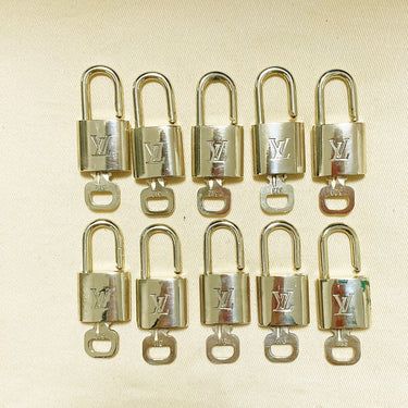 Louis Vuitton Cadenas Bag Charm Gold-plated