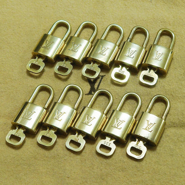 Louis Vuitton Cadenas Bag Charm Gold-plated