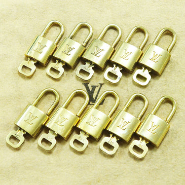 Louis Vuitton Cadenas Bag Charm Gold-plated