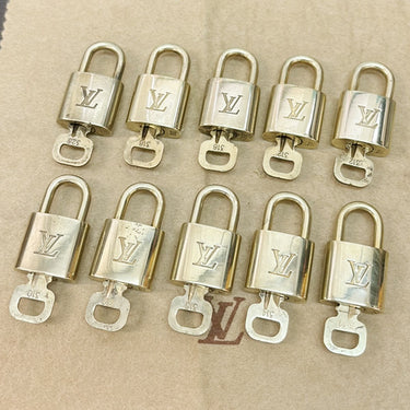Louis Vuitton Cadenas Bag Charm Gold-plated