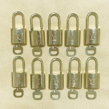 Louis Vuitton Cadenas Bag Charm Gold-plated