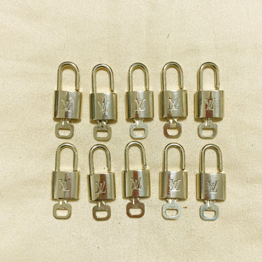 Louis Vuitton Cadenas Bag Charm Gold-plated