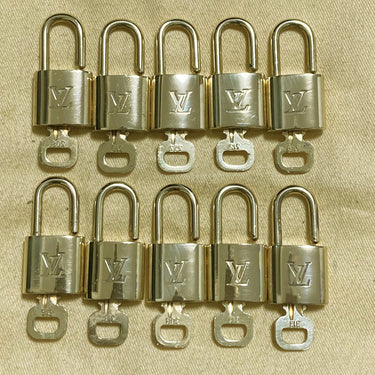 Louis Vuitton Cadenas Bag Charm Gold-plated
