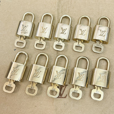 Louis Vuitton Cadenas Bag Charm Gold-plated