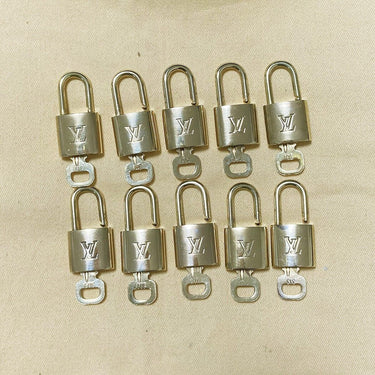 Louis Vuitton Cadenas Bag Charm Gold-plated