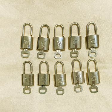 Louis Vuitton Cadenas Bag Charm Gold-plated