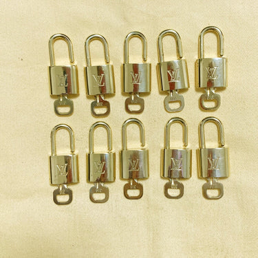 Louis Vuitton Cadenas Bag Charm Gold-plated