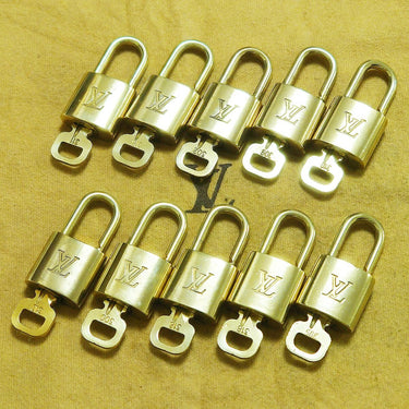 Louis Vuitton Cadenas Bag Charm Gold-plated