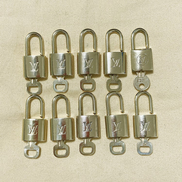 Louis Vuitton Cadenas Bag Charm Gold-plated