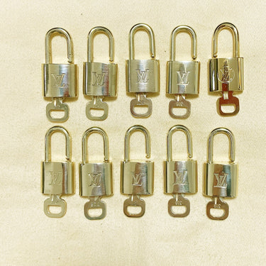 Louis Vuitton Cadenas Bag Charm Gold-plated
