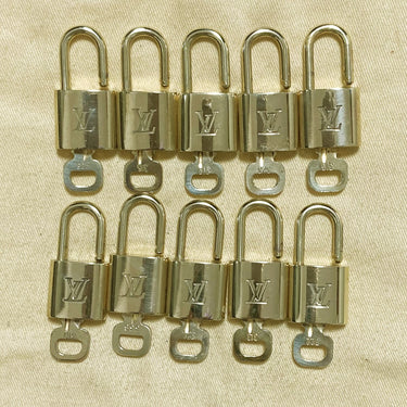 Louis Vuitton Cadenas Bag Charm Gold-plated