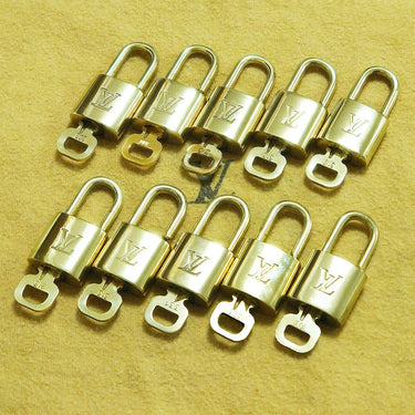 Louis Vuitton Cadenas Bag Charm Gold-plated
