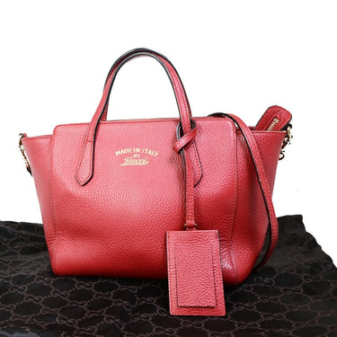 Gucci Swing Crossbody Bag Pebbled Leather