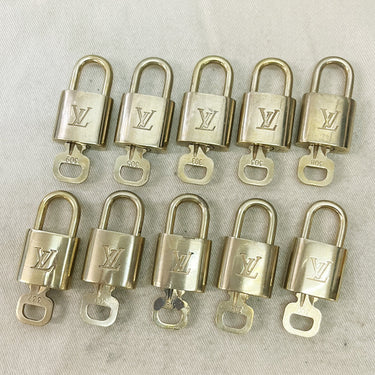 Louis Vuitton Cadenas Bag Charm Gold-plated