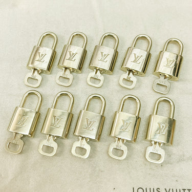 Louis Vuitton Cadenas Bag Charm Gold-plated